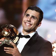 Rodri con el balón de oro